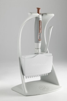 SoftGrip™ Multi-Channel Pipette Stand